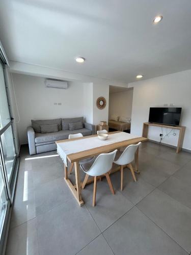 Carilo Apartment | Edificio Cerezo 77 by D&G