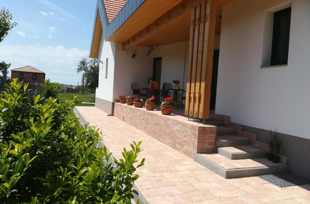 Gyenesdias Apartment | Edina Vendégház-Gyenesdiás