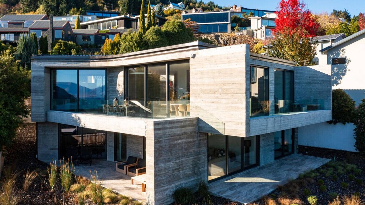 Queenstown City Centre Villa | Edinburgh Heights by Sotheby's Luxury Rental Homes