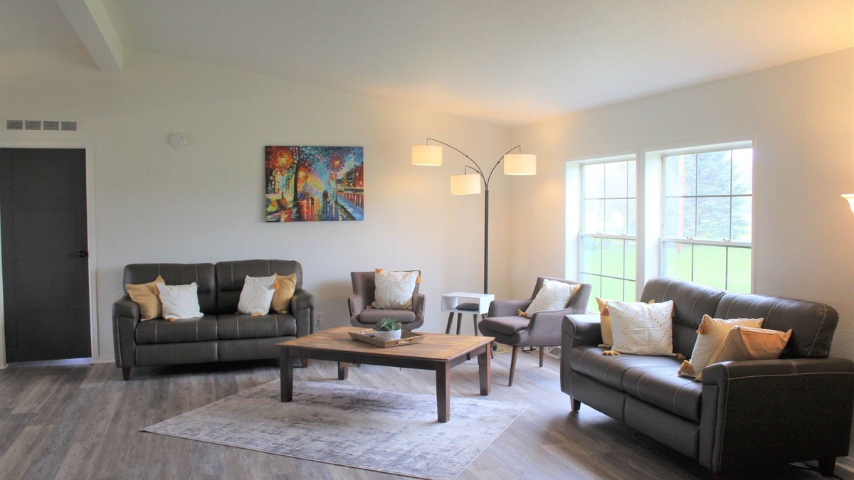 Donaldson House | Edward House, on 7 acres, not far from Notre Dame & Golf Course