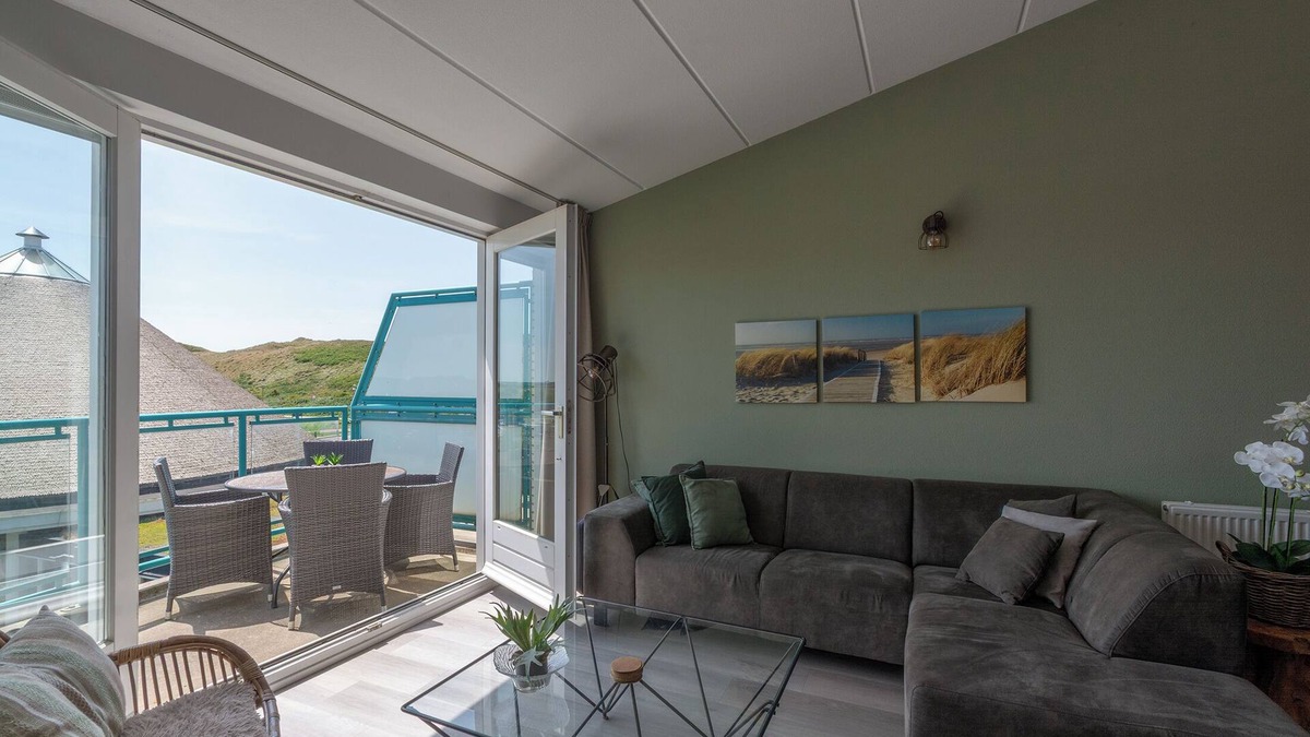 Julianadorp aan zee Apartment | Een Fantastisch Mooi Ingericht Appartement op Loopafstand van het Strand