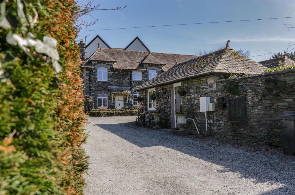 Near Sawrey House | Ees Wyke Studio
