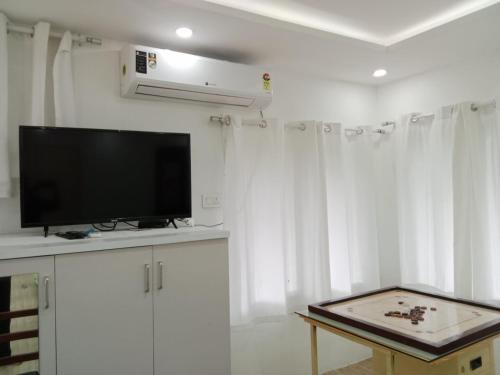 Perumbavoor House | Eevas Farm Stay