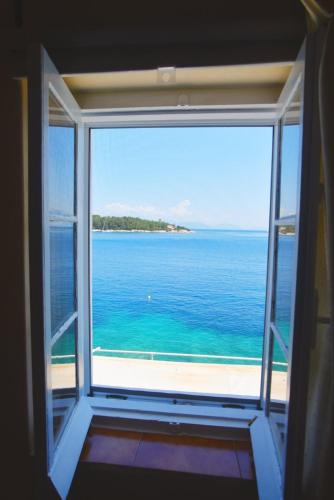 Matsoukata House | Efi's Cottage by the sea