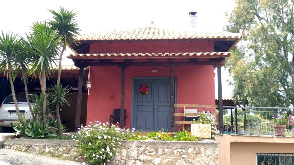 Pylos House | Efkaliptos cottage for big family!