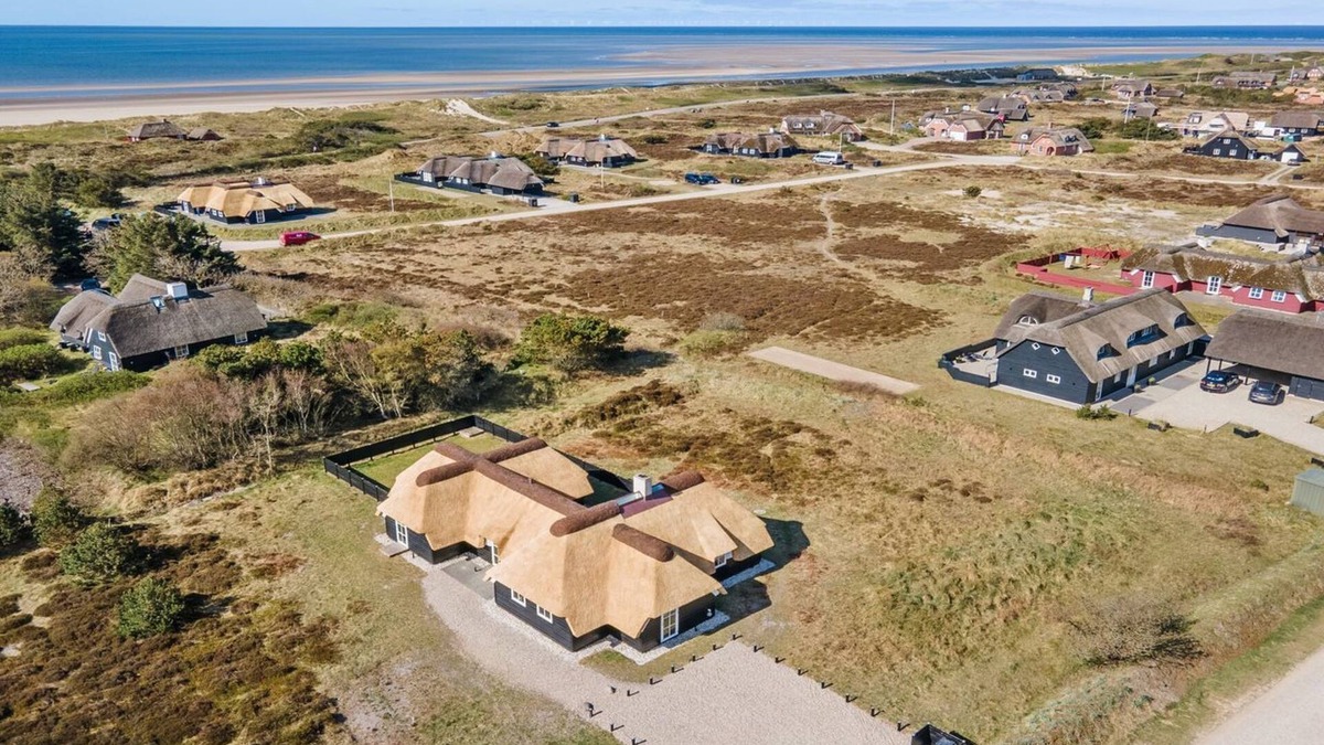 Blavand Strand House | "Ege" - 200m from the sea by Interhome