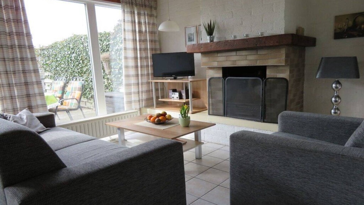 Bruinisse House | Egenolf Comfortable holiday residence