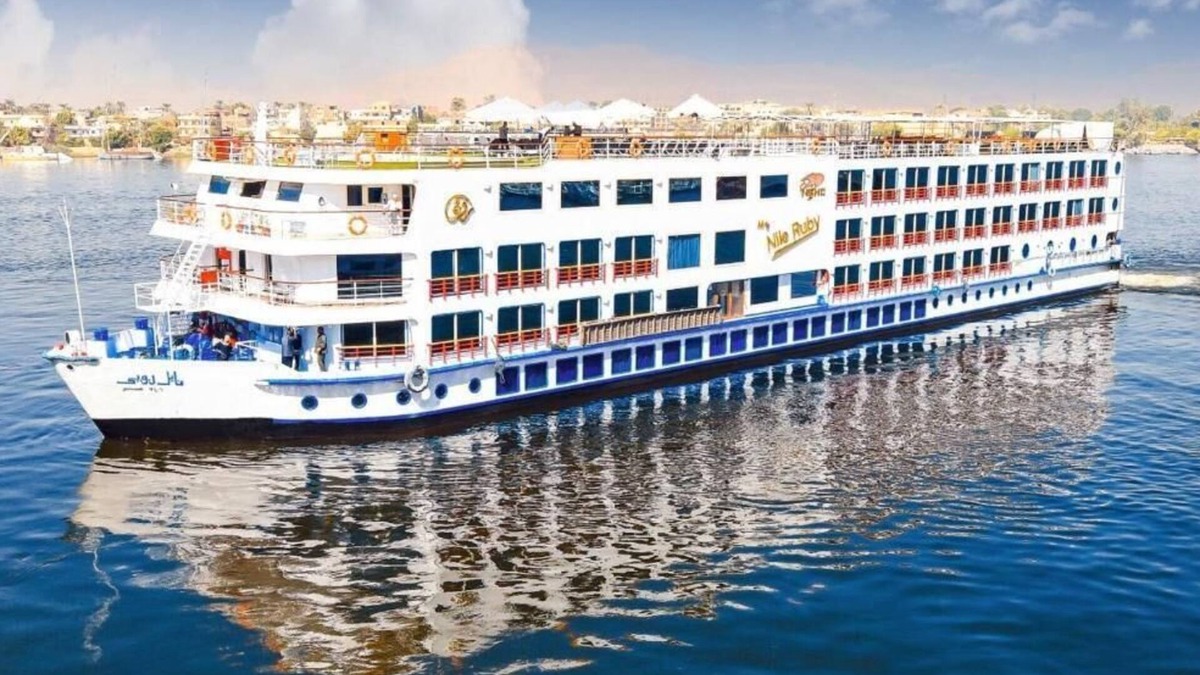 Luxor Boat Rental | Egypt Luxor