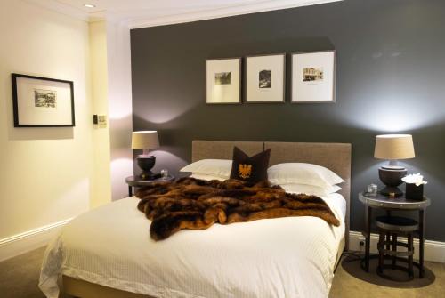 Queenstown City Centre Hotel | Eichardt's Private Hotel