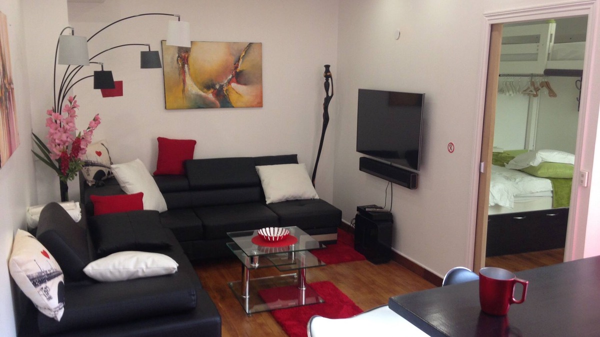 Passy Apartment | EIFFEL TOWER - Passy - DISCREET and LUXURY 35m2