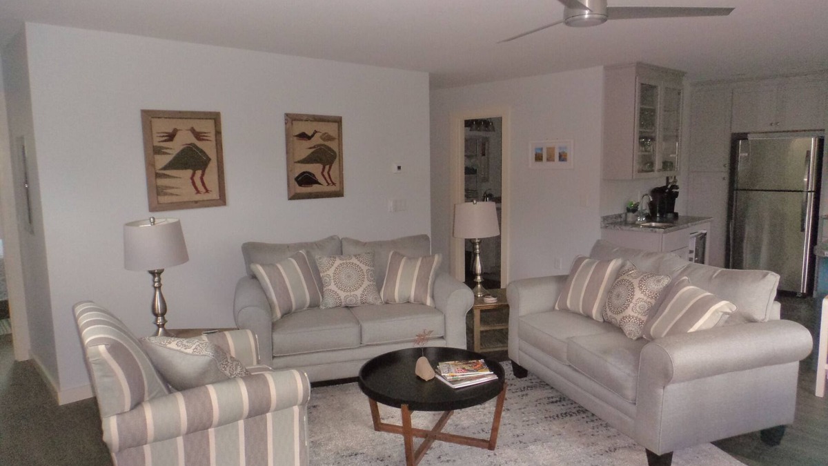 Sunday River Area Apartment | Eight minutes to Sunday River! Two bdrm apartment. Ski, hike, bike & relax.