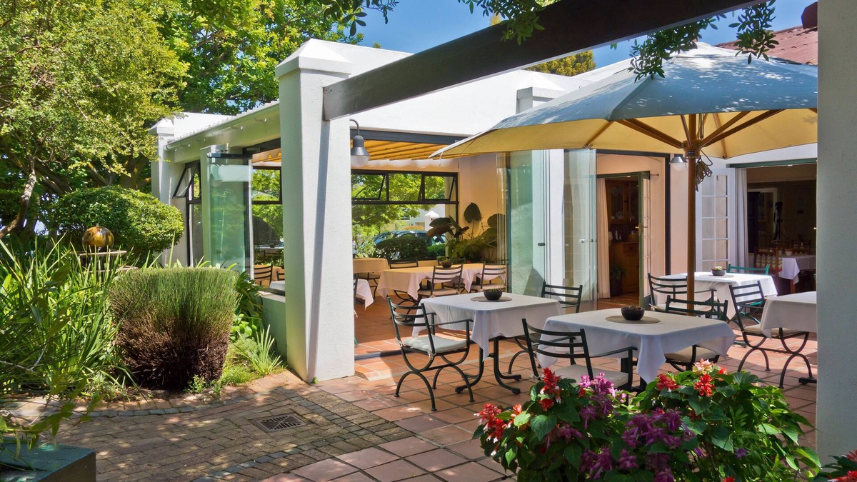 Raithby House | Eikendal Lodge