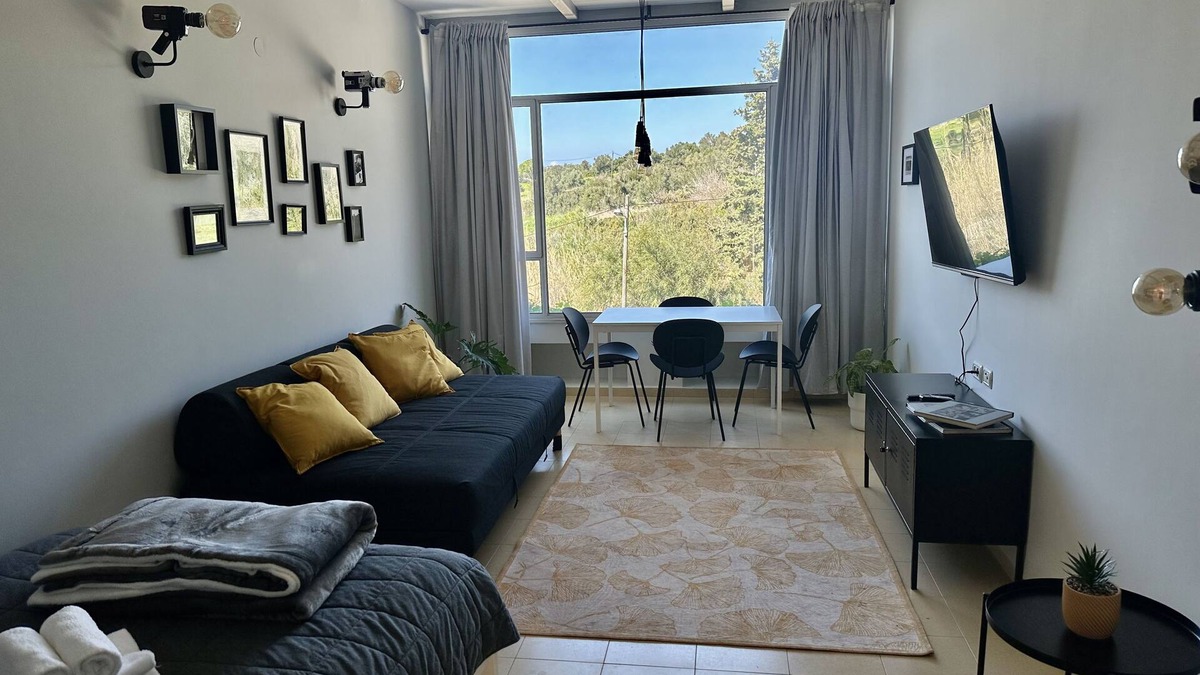 Ein Hod Artists Village Apartment | Ein Hod - Artists Village