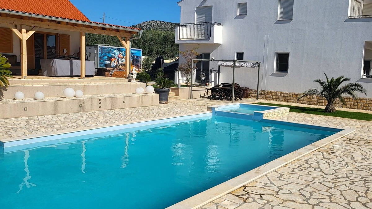 Kakma Apartment | Eine Oase der Ruhe und Entspannung, 6 km Entfernt von Biograd n/M