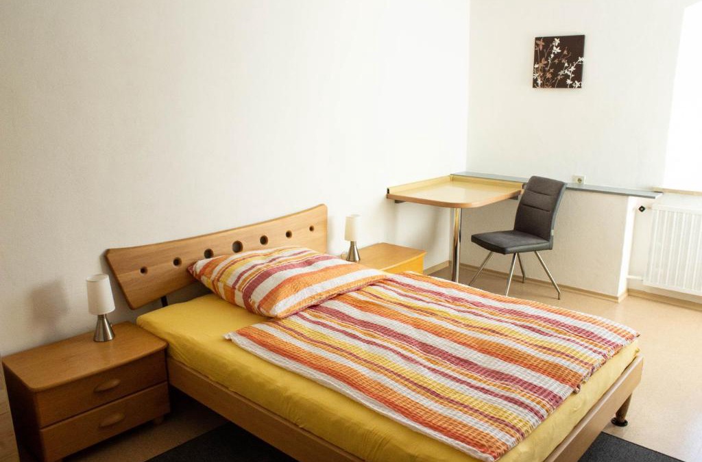 Schmidmuhlen Bed & Breakfast | Einladene Fremdenzimmer mit Außengastronomie