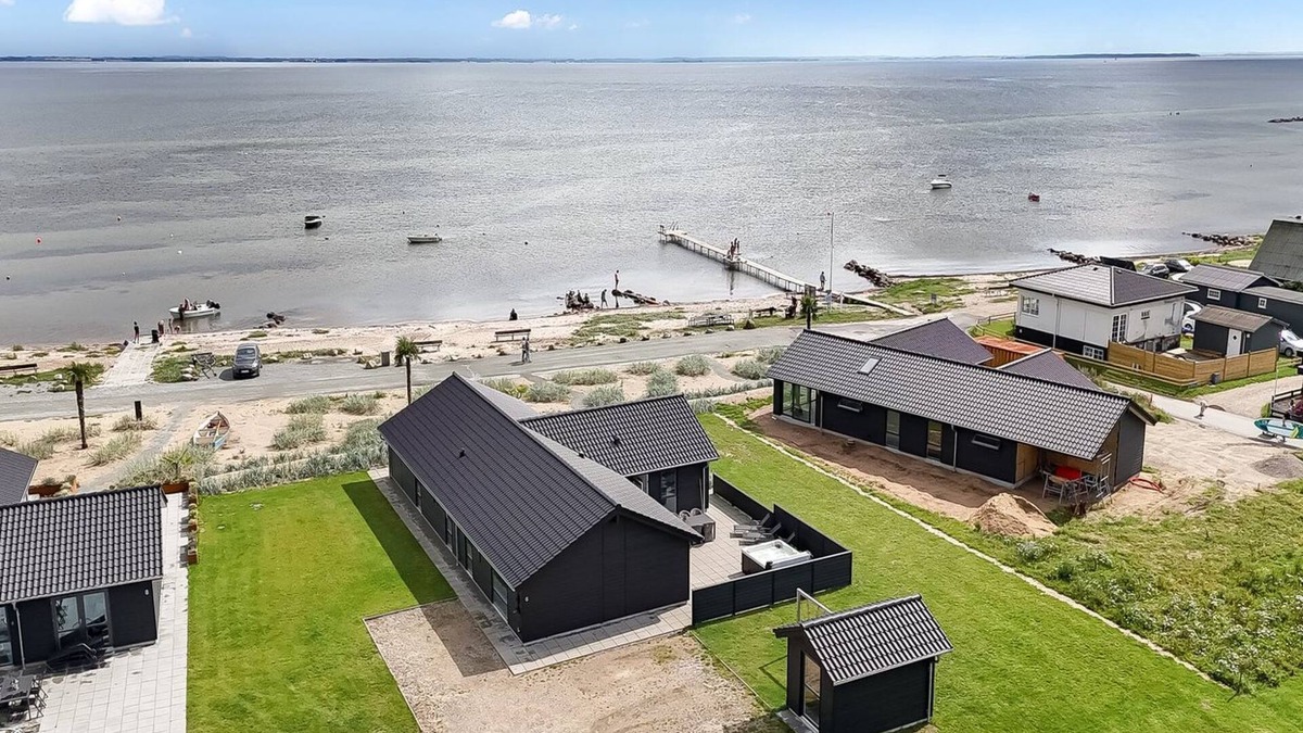 Grønninghoved Strand House | "Eino" - 30m from the sea by Interhome