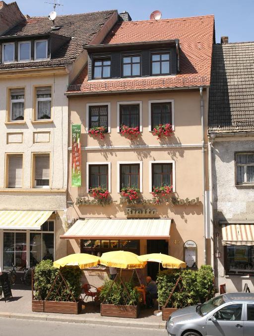 Eilenburg Hotel | Eiscafe-Pizzeria-Hotel Rialto