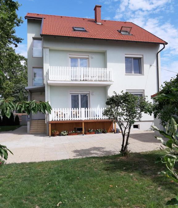 Eisenstadt Apartment | Eisenstadt Apartments