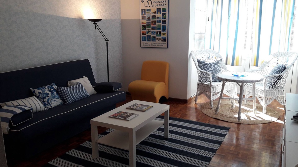 San Vicente de la Barquera Apartment | El azulito de la Barquera