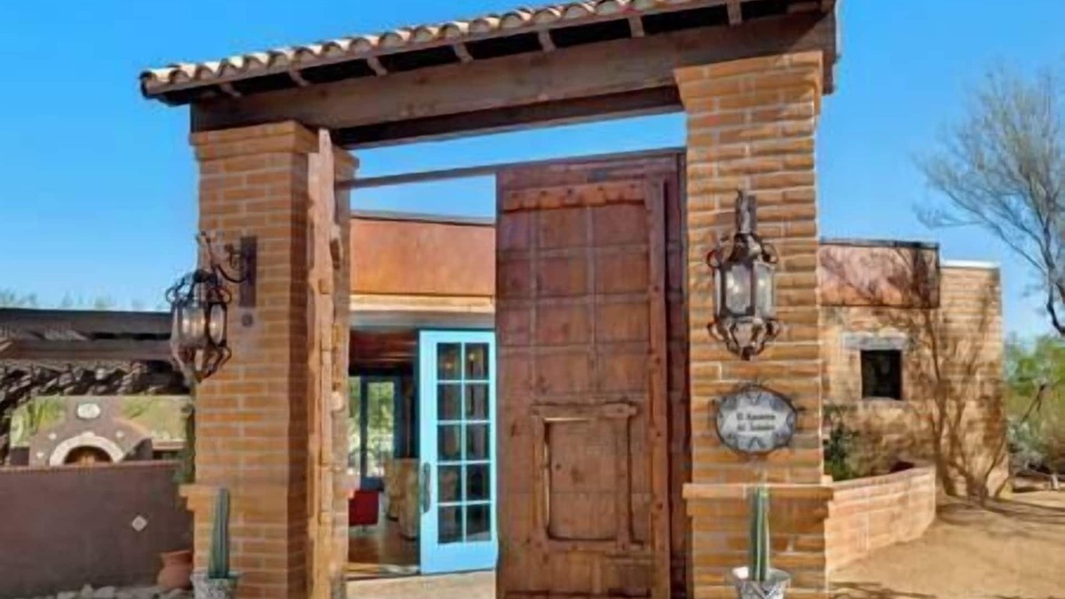 Tucson House | El Aposento del Soñador " The Dreamers Quarters"