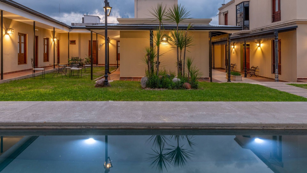 Barrio Centro Hotel | El Arribo Hotel