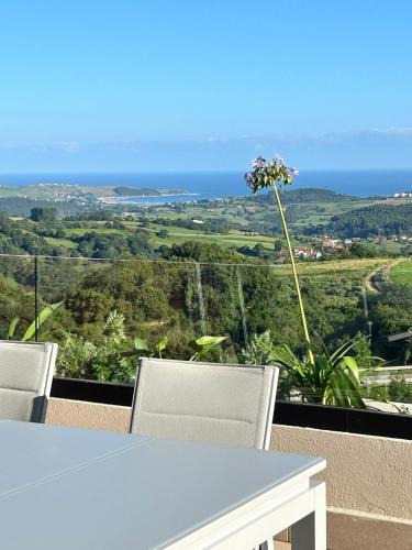 Udias House | El Balcón de Oyambre - Vistas al mar y montaña