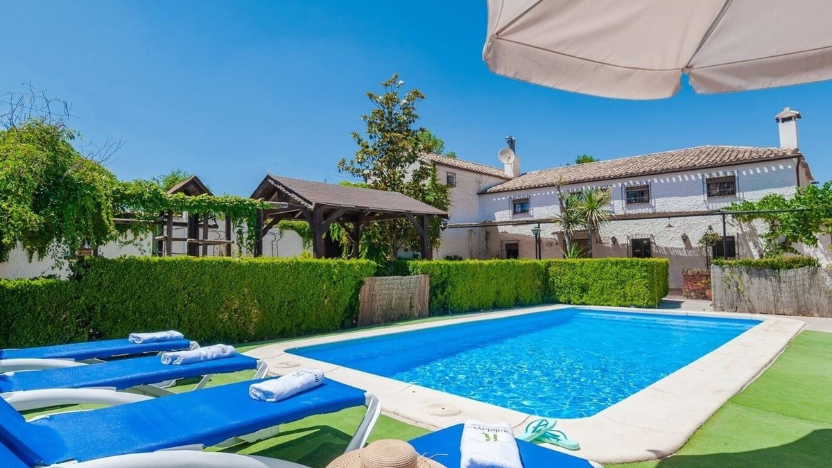 Tozar Villa | El Cortijuelo de la Media Luna Alcalá La Real by Ruralidays