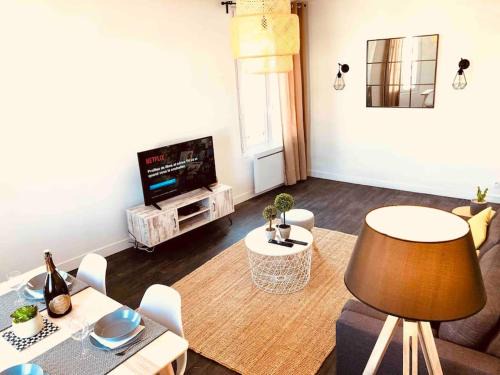 Lisieux Apartment | EL DREAM - Coeur de Ville & Proche Gare des Trains