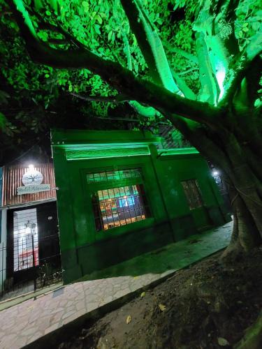 Resistencia Hotel | El Gran Gomero Hostal & Motoposada