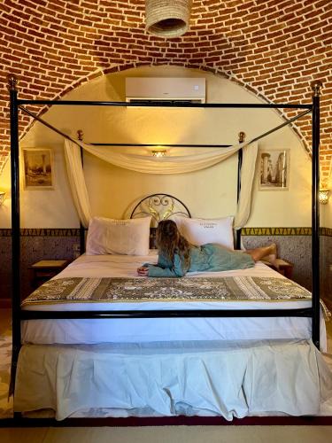 Luxor Hotel | El Juneina Villas