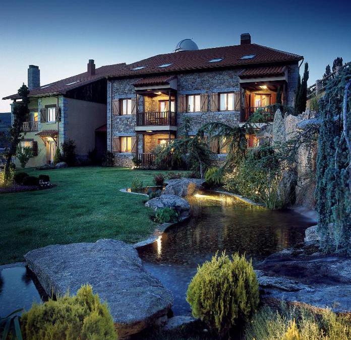 Hoyos del Espino Hotel | El Milano Real