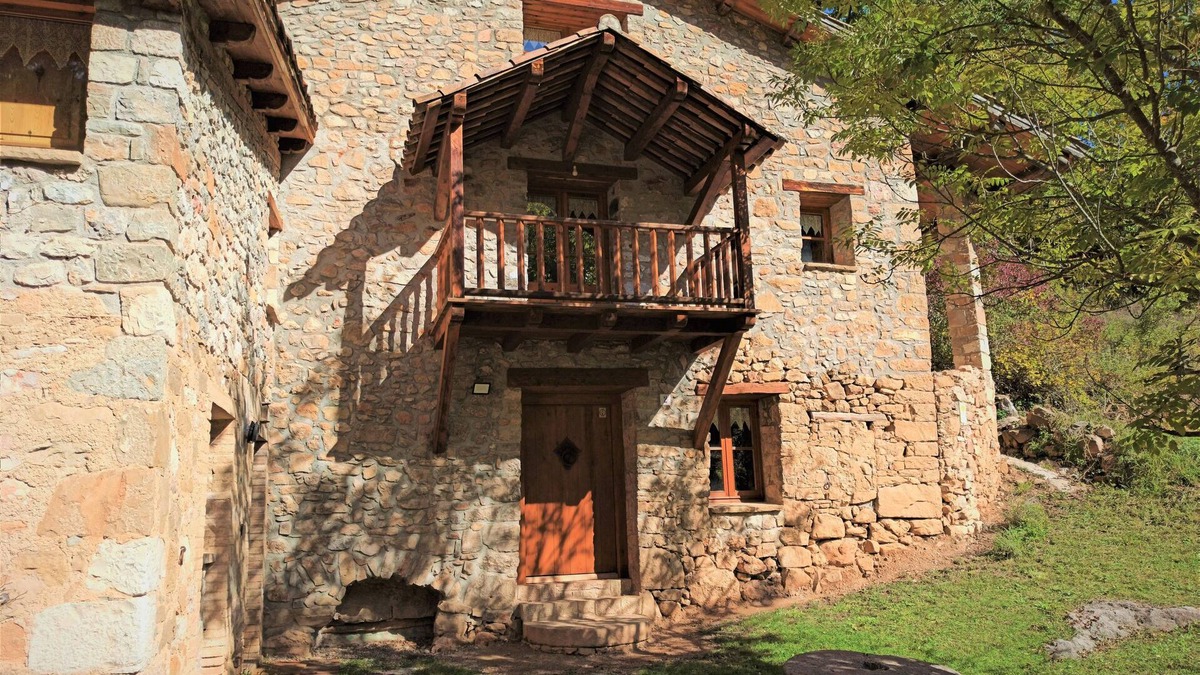 La Coma I la Pedra House | El Molí de Dalt: Old water mill in the middle of nature in the Catalan Pyrenees