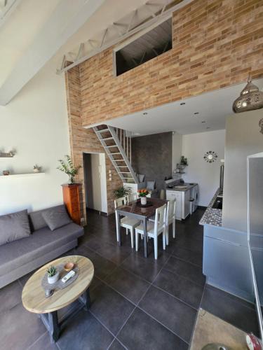 Elne Apartment | El padre y el hijo D