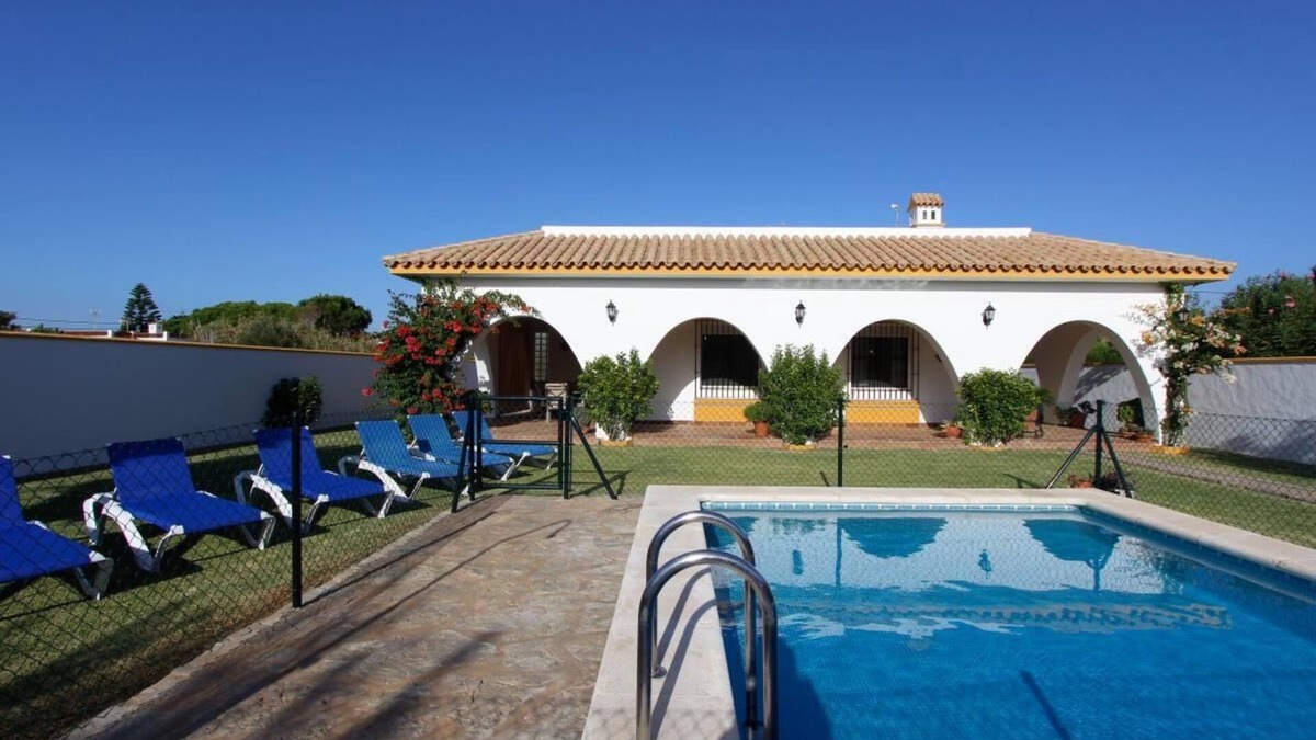El Palmar House | El Palmar - Country home with private pool near the beach
