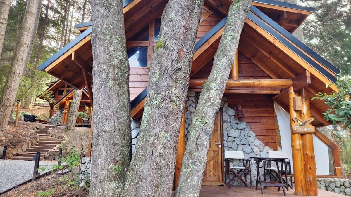 Puerto Manzano Cabin | El Remanso - Cipres Cabin, Bahía Manzano
