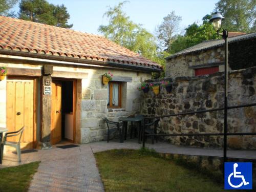 Santa Gadea House | El Socaire del Trasgo-Complejo de Casas Rurales