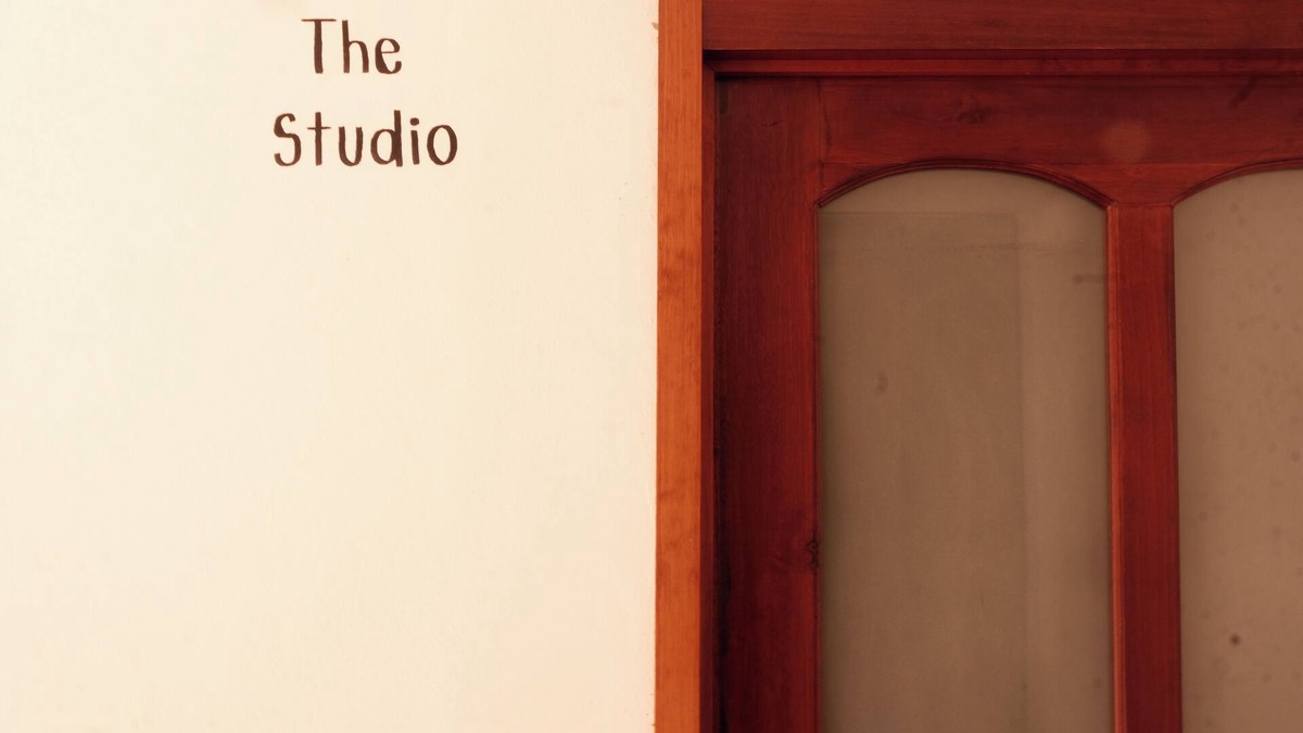 Oaxaca House | El Studio at Bule Villas. Solar heated pool, WiFi, AC, & fitness room, Oaxaca.