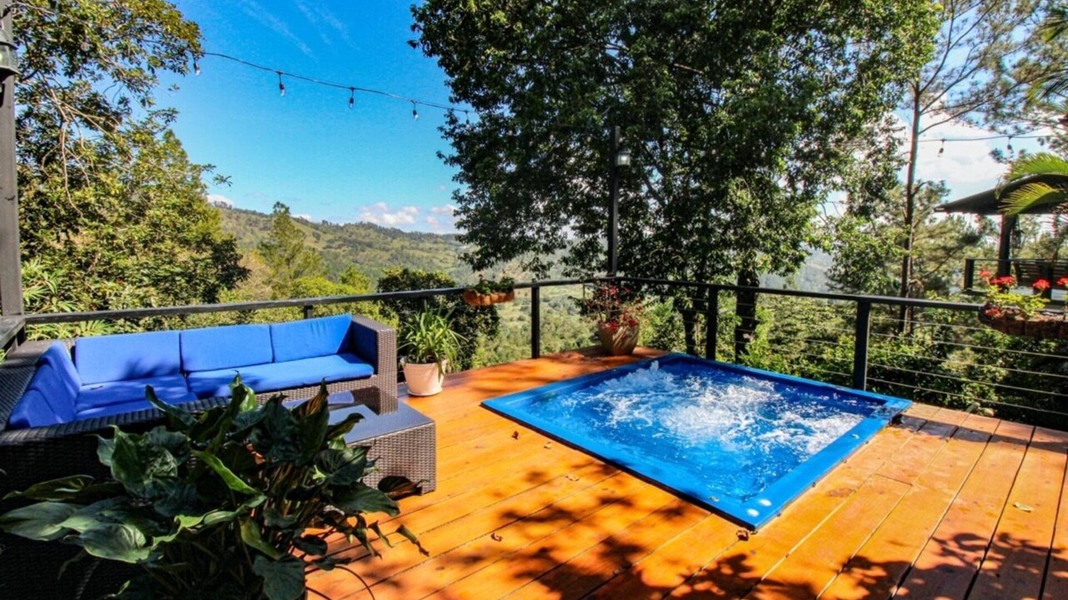 Jarabacoa Ski Chalet | El Sueño Chalet, Quintas del Bosque, Jarabacoa! Stunning Mountain Views!