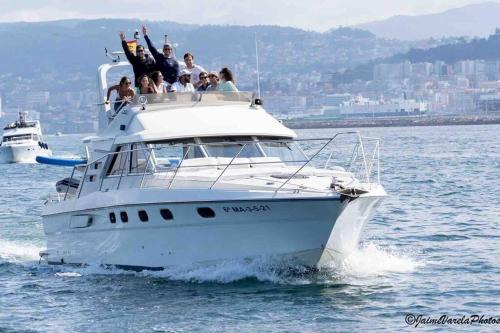 Vigo Boat Rental | El yate de la Ría