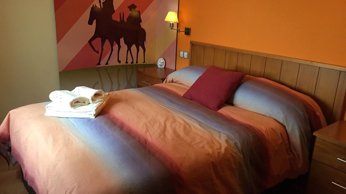 Campo de Criptana Apartment | EL YELMO DE MAMBRINO HOUSE - MATACABRAS (Max. 6 adults + 2 children)