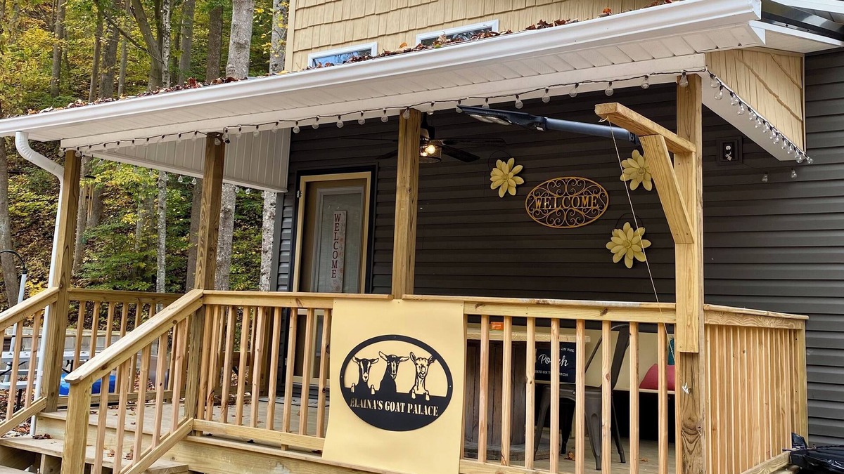 Williamson House | Elaina’s Goat Palace at Billy Goat Mountain Village