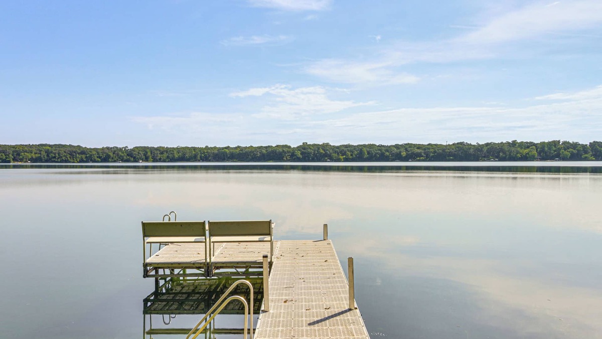Battle Lake Cabin | 'Elbow Lake Escape' w/Dock in Underwood!