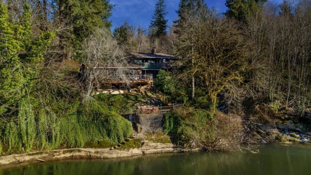 Seaside House | Elderberry Eden - Nehalem Riverfront House
