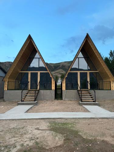 Saty House | Eldos Kolsai
