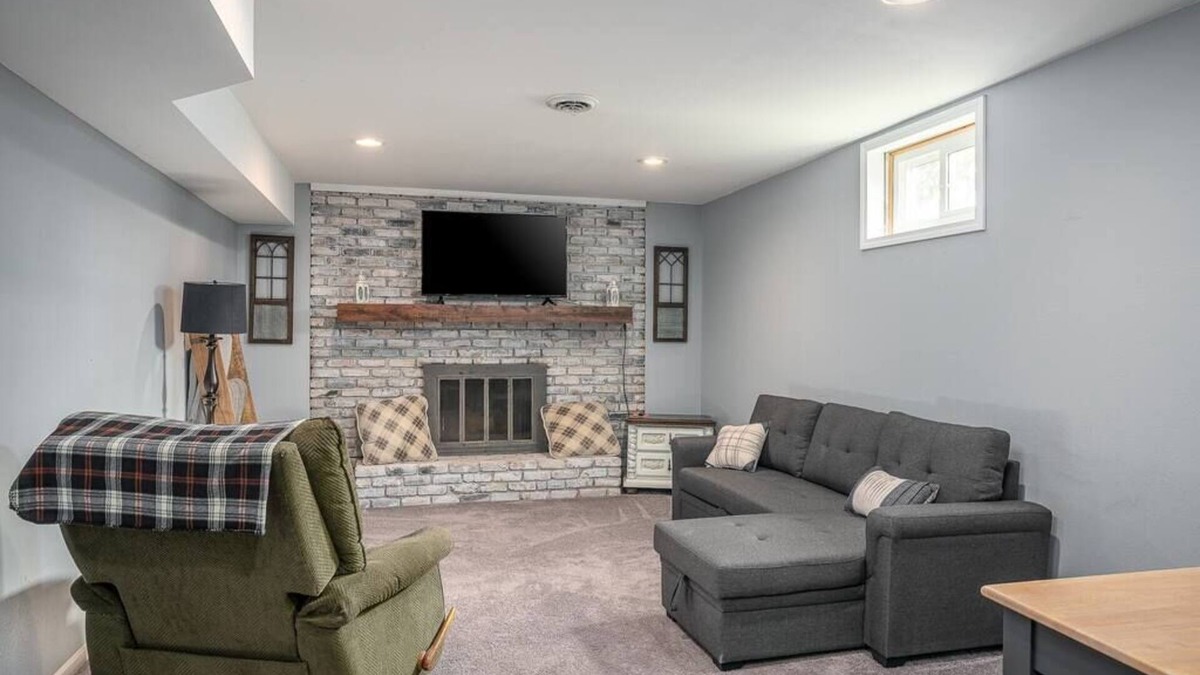 Eldridge House | Eldridge 4BD Family Retreat Near Top Sports Complexes