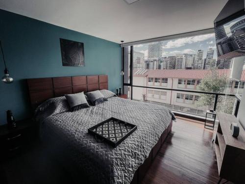 La Carolina Apartment | Electricidad, Seguridad 24-7 Moderno, Cama King, Cerca del Metro