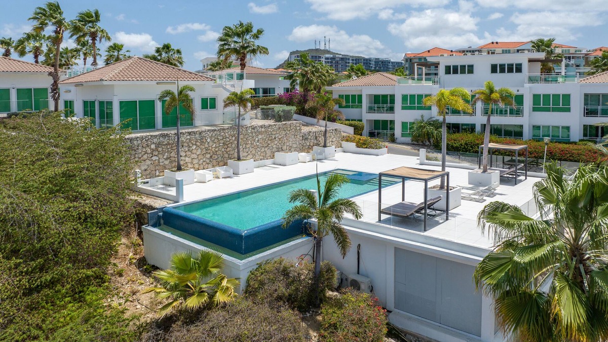 Piscadera Condo | Electricity Included in rental price!