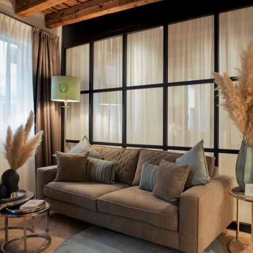 Bassano del Grappa Apartment | ELEGANCE ROOM - Aparta & Suite - Automatized Apartment
