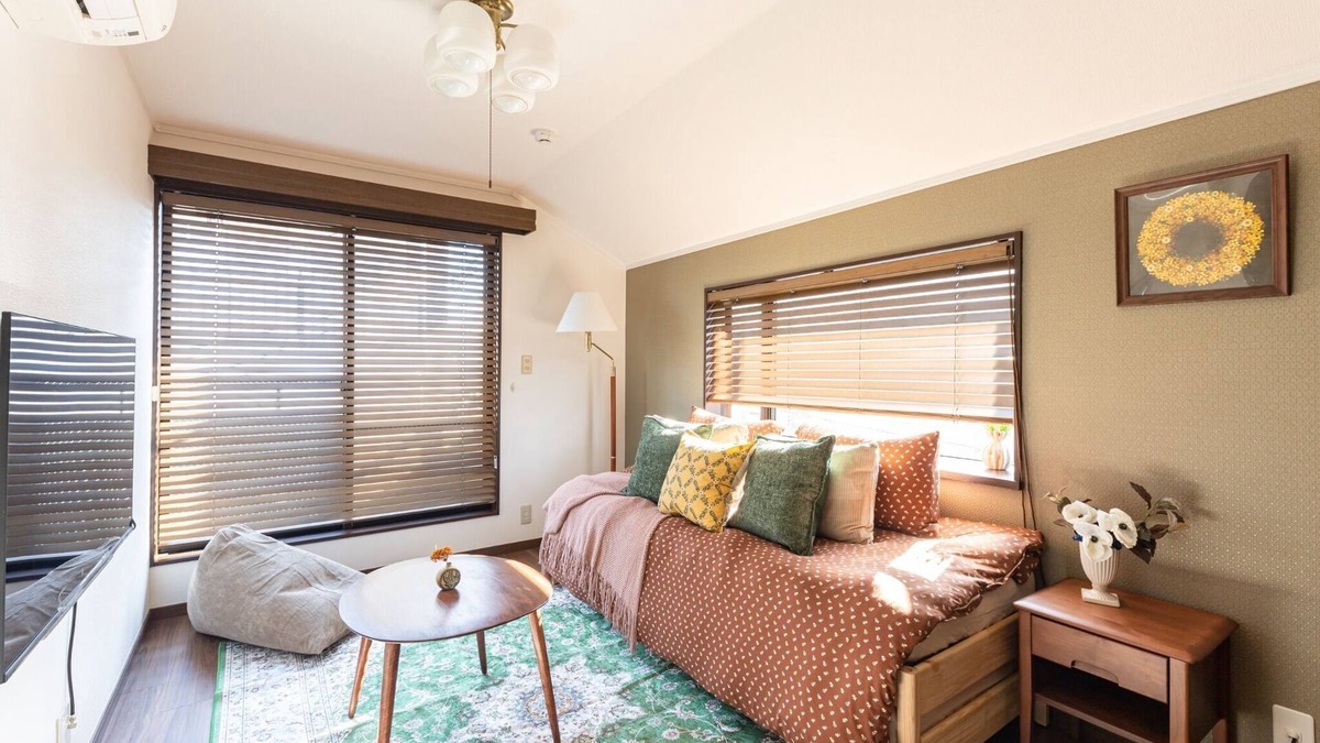 Honmachi Apartment | Elegant 1 BR natural light1stop to Shinjuku 3F/Shibuya-ku Tokyo