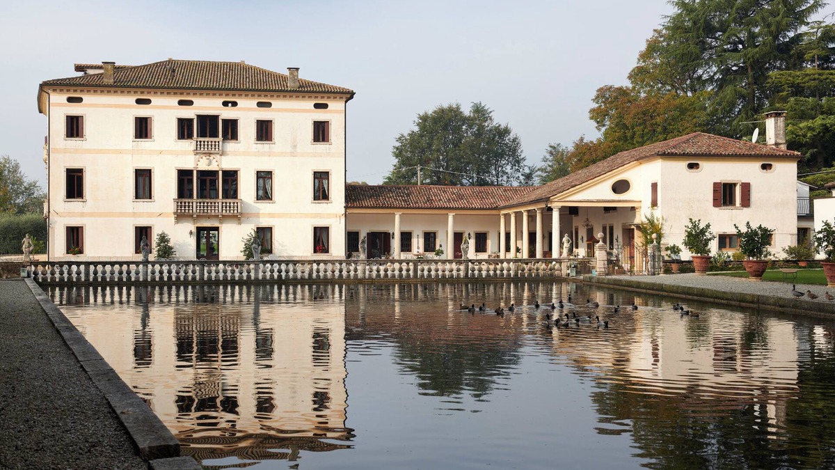 Romano d'Ezzelino Villa | Elegant 17th century villa in Veneto - perfect for groups